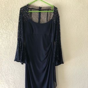 Beautiful long sleeved dress